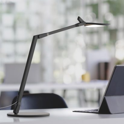 Splitty Reach desk lamp by Kenneth Ng and Edmund Ng for Koncept