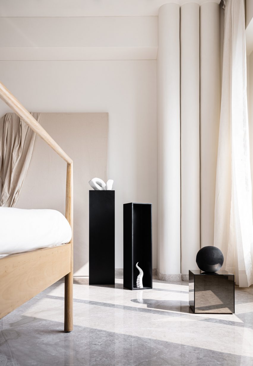 Mumbai apartment by The Act of Quad