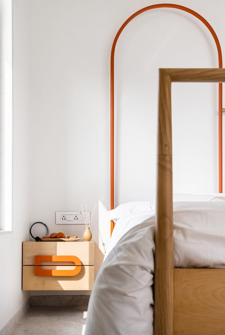 Mumbai apartment by The Act of Quad