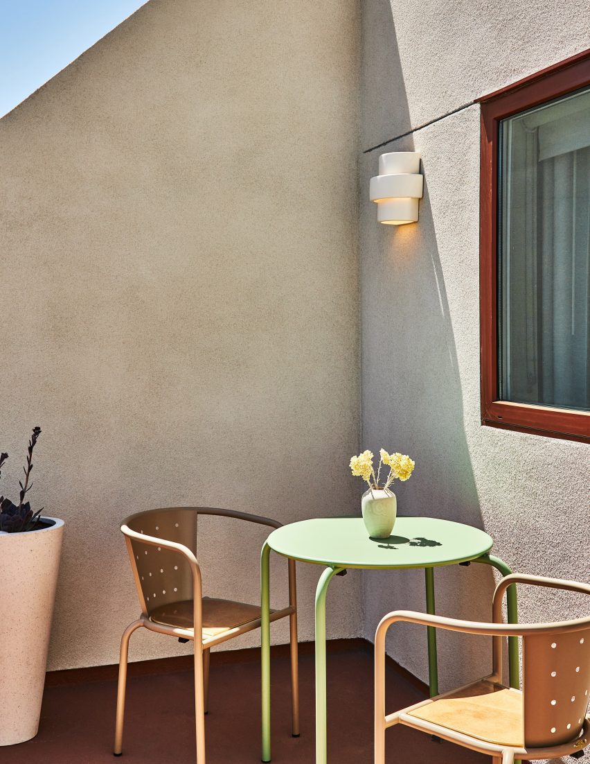 Alsace LA hotel by Home Studios