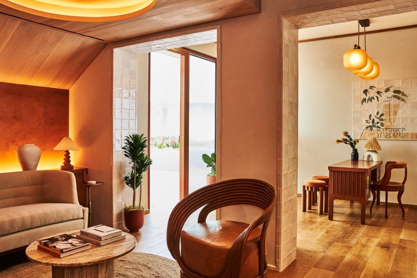 Lounge area beside the lobby