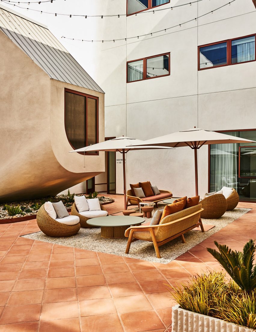 Alsace LA hotel by Home Studios