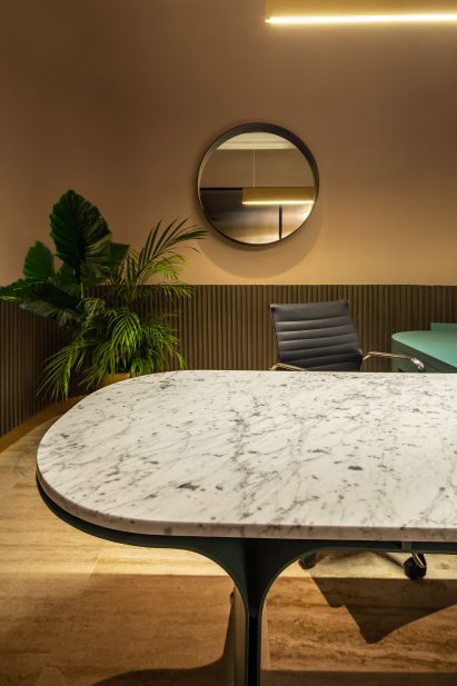 Álvaro Hernández Félix Studio added marble accents to the design