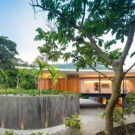 Asa House by Berardes Arquitetura