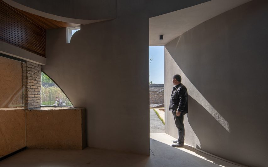 Atelier Xi Library in Ruins