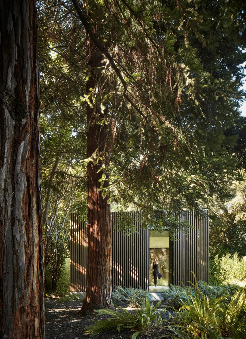 Atherton pavilions by Feldman Architecture in California