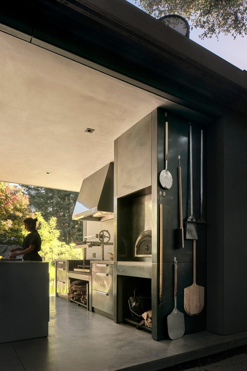 Atherton pavilions by Feldman Architecture in California