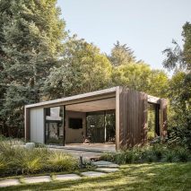 Atherton pavilions by Feldman Architecture in California