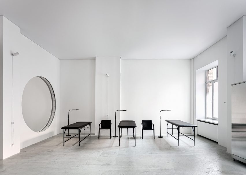 6:19 Studio tattoo parlour by Balbek Bureau