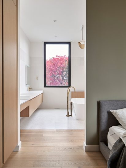 Bedroom in Ballantrae Country House