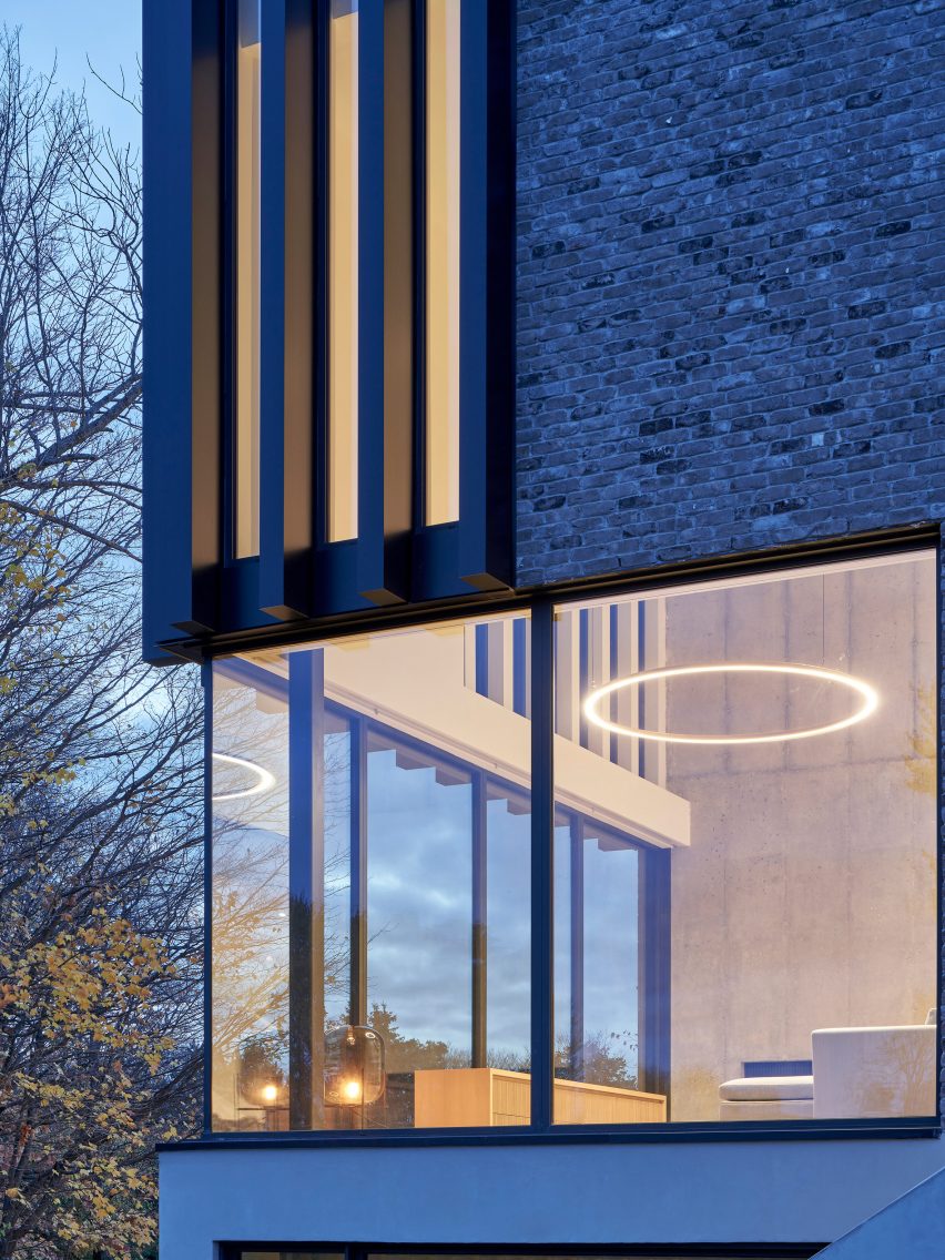 Ballantrae Country House by Drew Mandel Architects