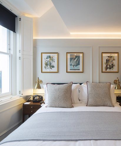 The Bull and Last hotel room