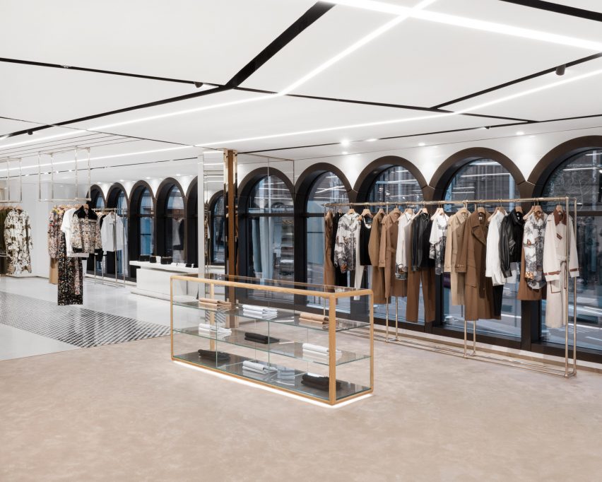 Burberry London flagship No.1 Sloane Street by Vincenzo De Cotiis