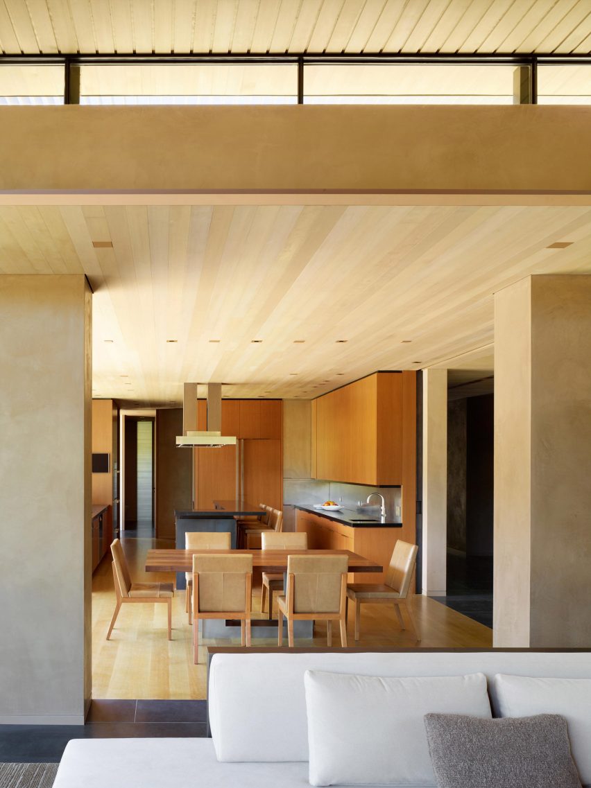 California Meadow House by Olson Kundig