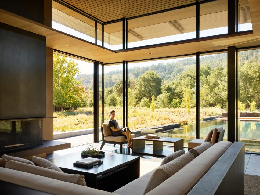 California Meadow House by Olson Kundig