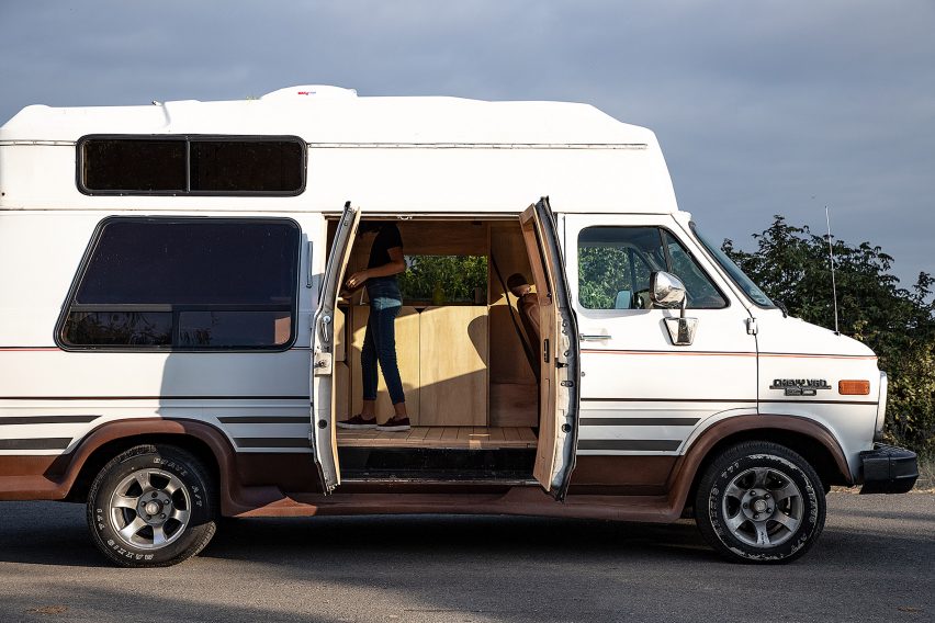 Dodo Van by Juan Alberto and Andrade Maria Jose