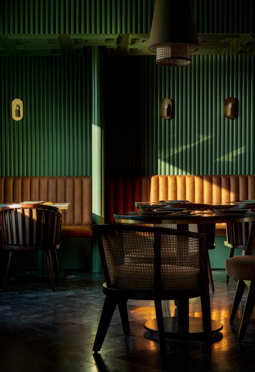 Green walls and floors in Elgin Cafe