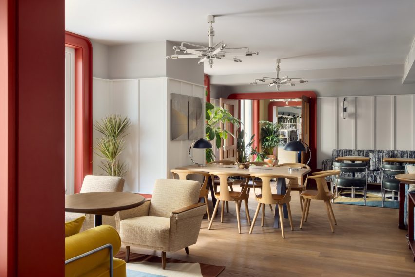 Schwan Locke hotel Munich by Fettle