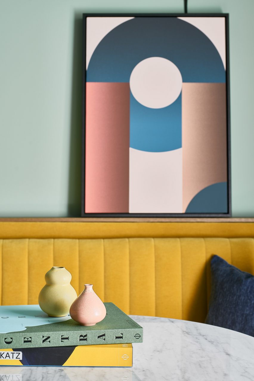Schwan Locke hotel Munich by Fettle