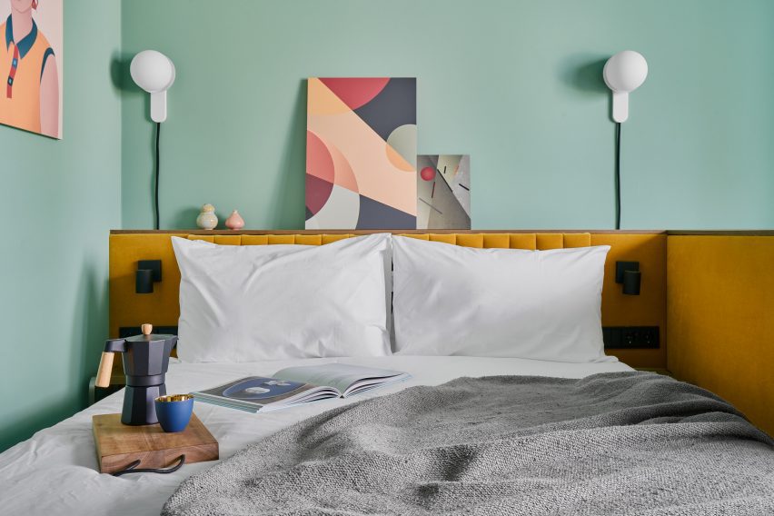Schwan Locke hotel Munich by Fettle