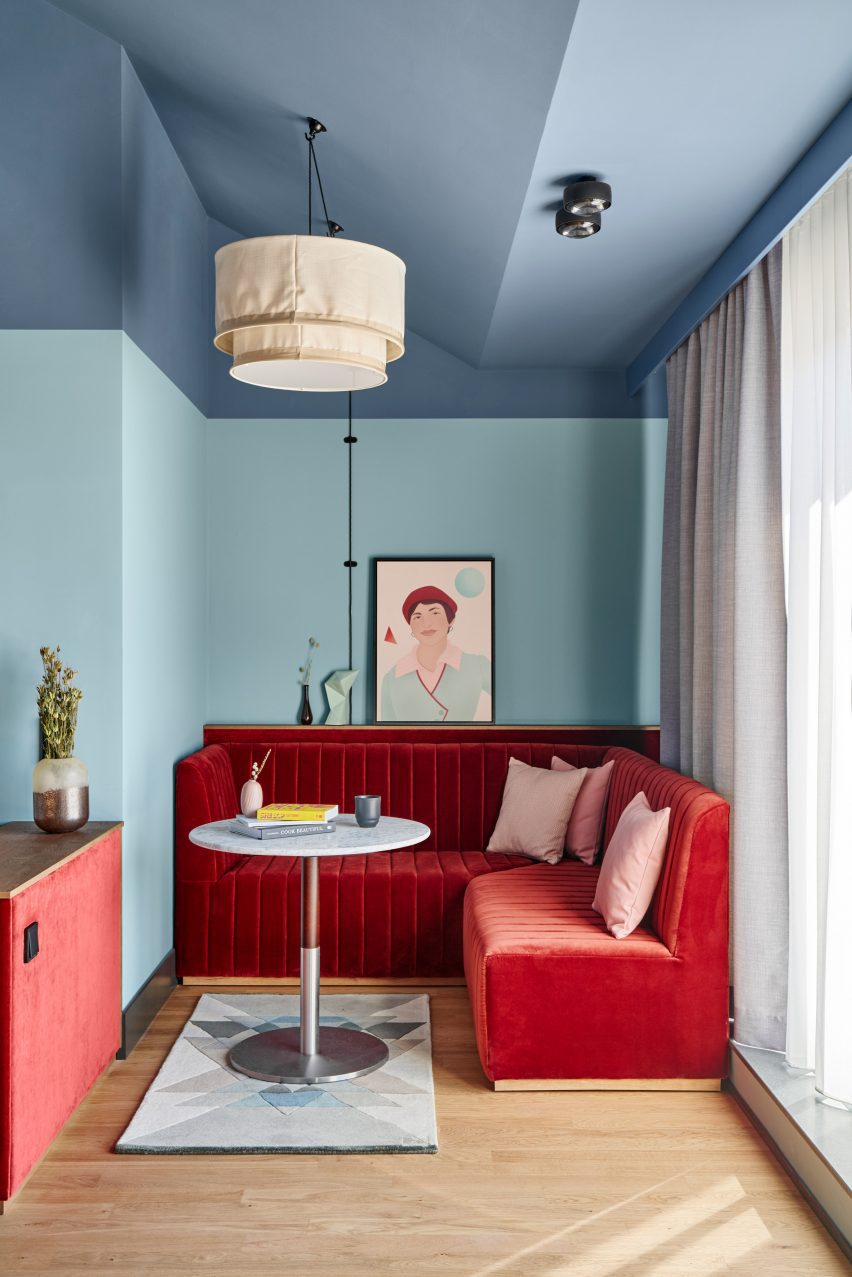 Schwan Locke hotel Munich by Fettle