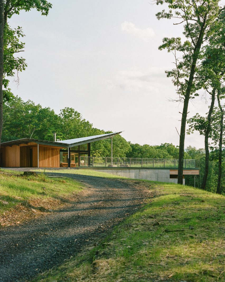 Garrison Architects completes modernist Catskills retreat with 24 elevated cabins