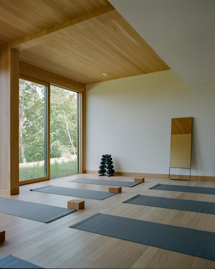 Garrison Architects completes modernist Catskills retreat with 24 elevated cabins