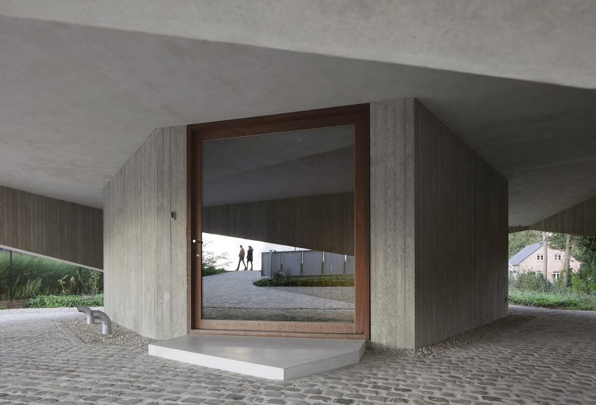 House N-DP in Mechelen, Belgium, by Graux & Baeyens