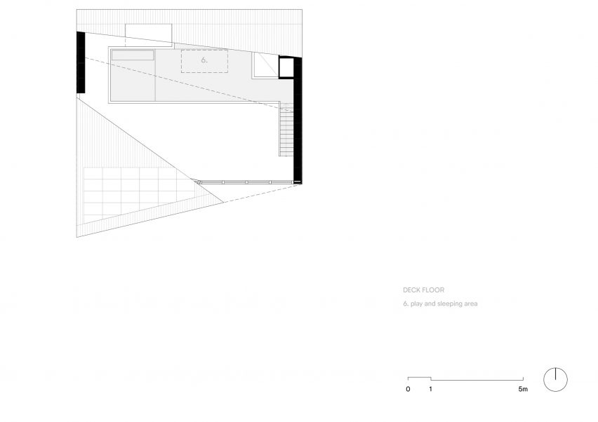 Holiday Home deck floor plan