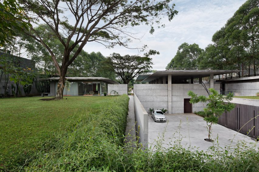 IH Residence in Bandung, Indonesia, by Adramatin