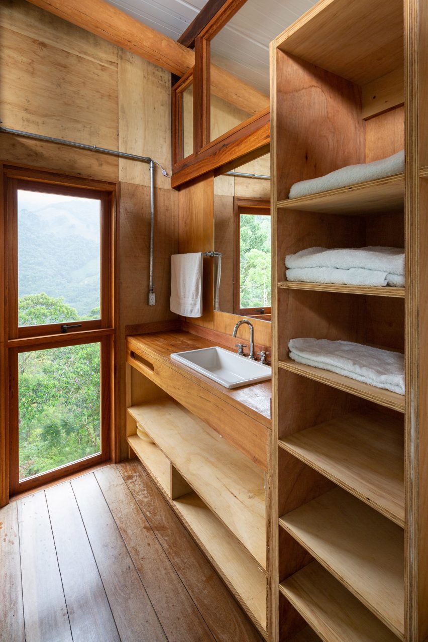 Gui Paoliello Morro Cavado House Brazil