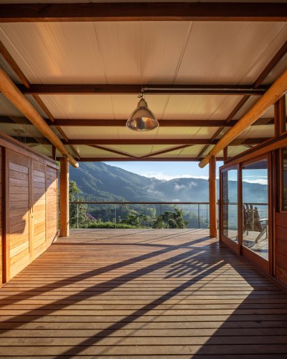 Gui Paoliello Morro Cavado House Brazil breezeway entrance