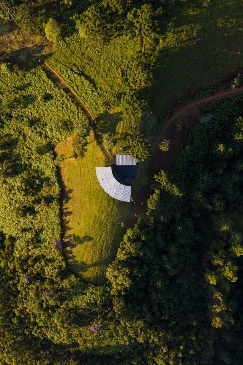 Gui Paoliello Morro Cavado House Brazil