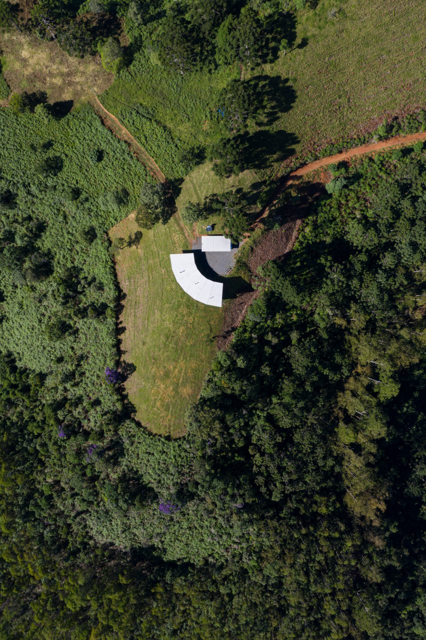 Gui Paoliello Morro Cavado House Brazil