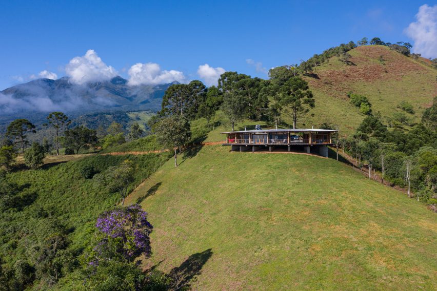 Gui Paoliello Morro Cavado House Brazil