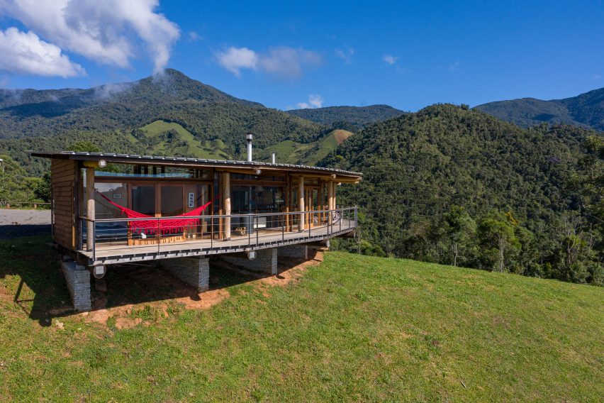 Gui Paoliello Morro Cavado House Brazil