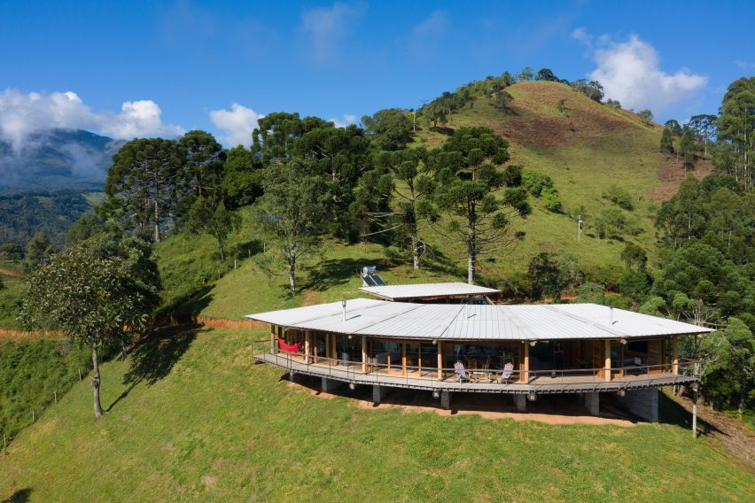 Gui Paoliello Morro Cavado House Brazil