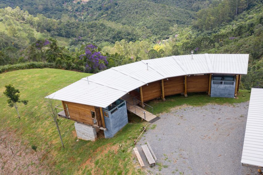 Gui Paoliello Morro Cavado House Brazil