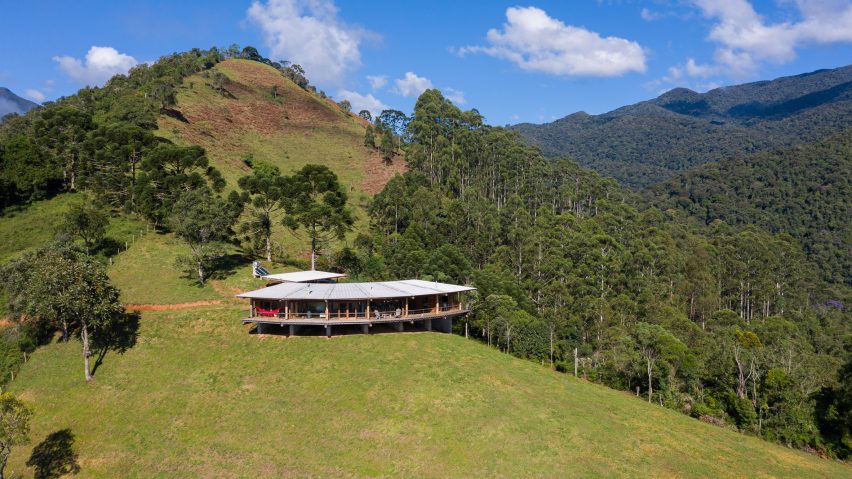 Gui Paoliello Morro Cavado House Brazil
