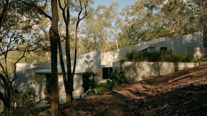 Mt Coot-Tha House by Nielsen Jenkins