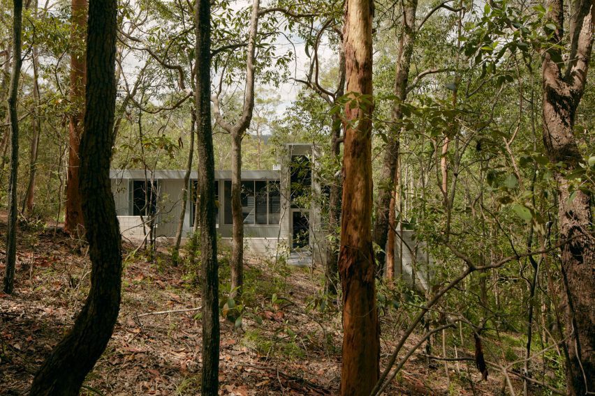 Mt Coot-Tha House by Nielsen Jenkins