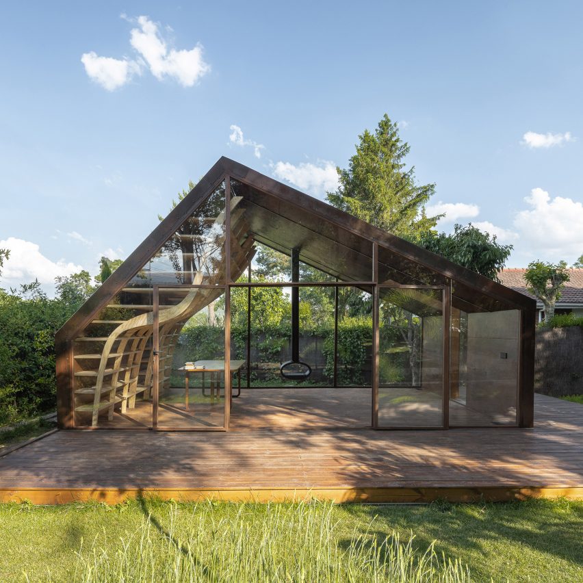 The Writers Cabin by MuDD Architects