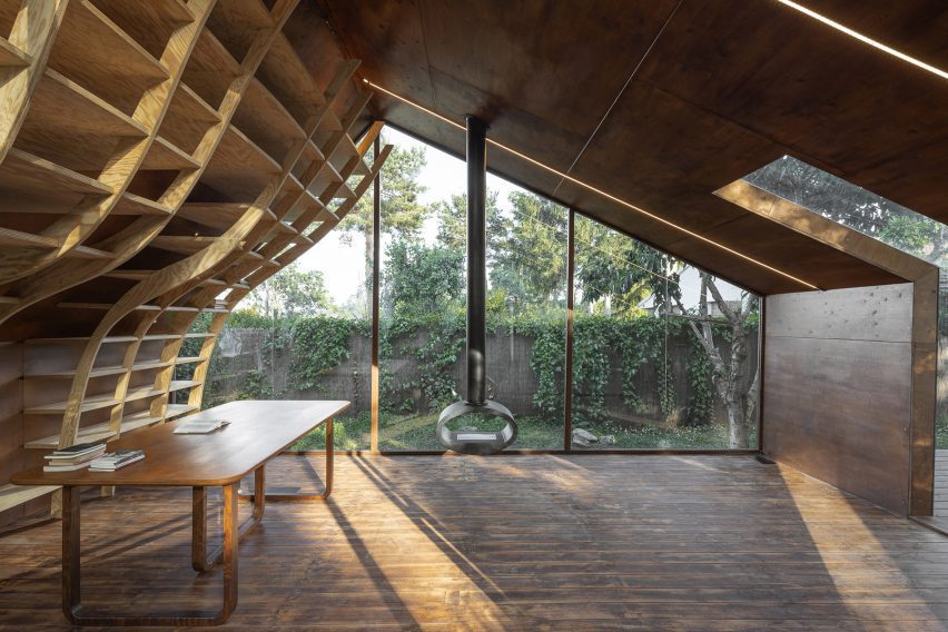 The Writers Cabin by MuDD Architects