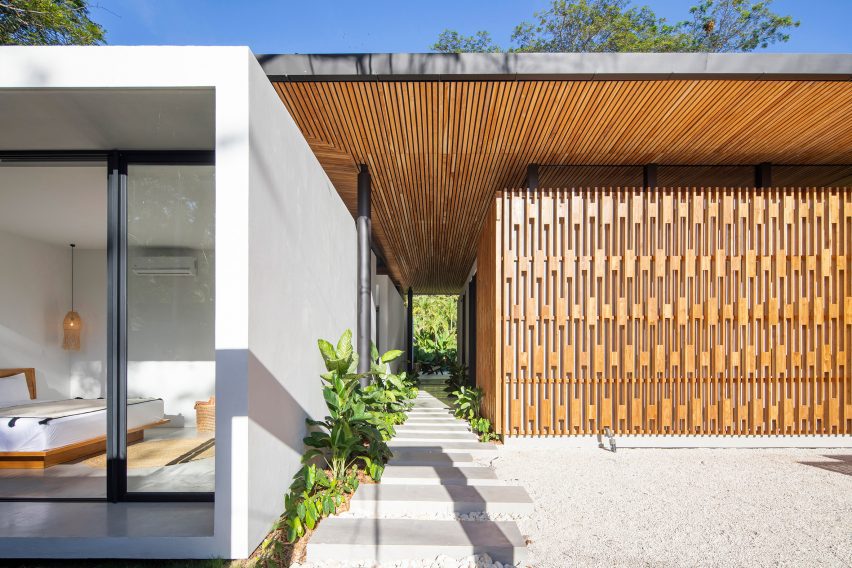 Naia by Studio Saxe