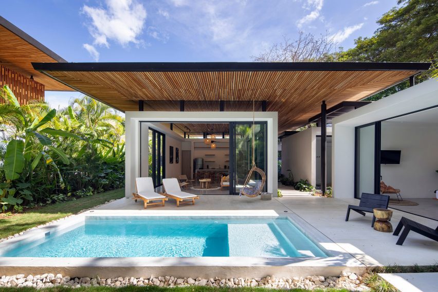 Naia by Studio Saxe