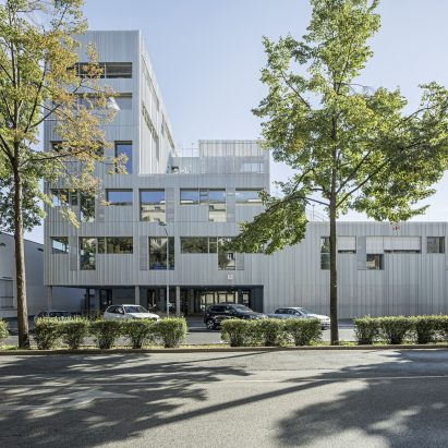 Längenfeldgasse Primary and Vocational School by PPAG Architects