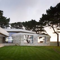 Rammed concrete building