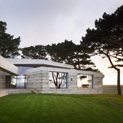 Rammed concrete building