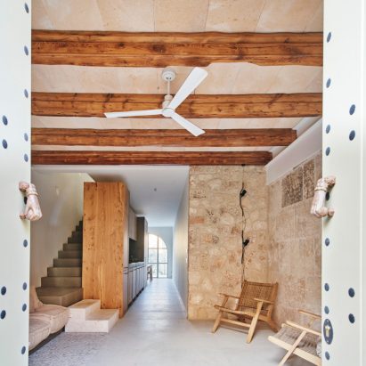 Llaneres House by Valentí Albareda Tiana