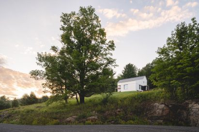 Saltbox Passive House viewed from the street